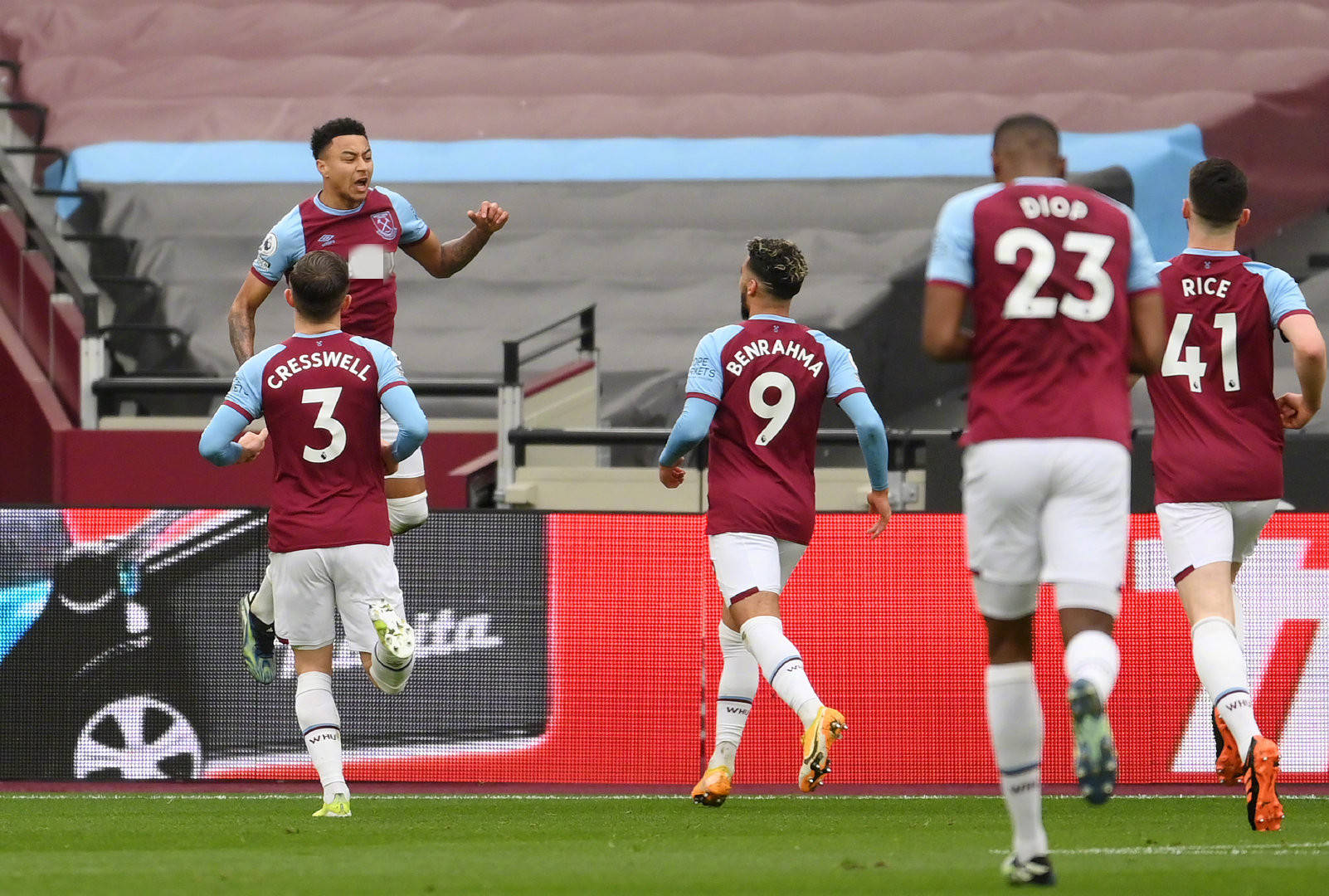 国足比赛现 国足比赛现